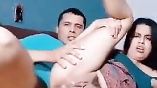 سكس عربدة - استمتع بلحظات جريئة ومثيرة: تجارب فريدة من نوعها على الهواء مباشرة!