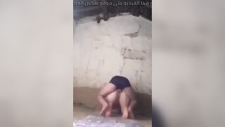 سكس عربدة - كيفية القيام بعملية نيك دوكي بسرعة مع الحفاظ على الملابس - أفلام