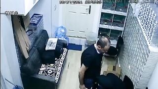 سكس عربدة - مغامرات الدكتور عماد في عالم الطب: الجزء الأول من السلسلة المثيرة